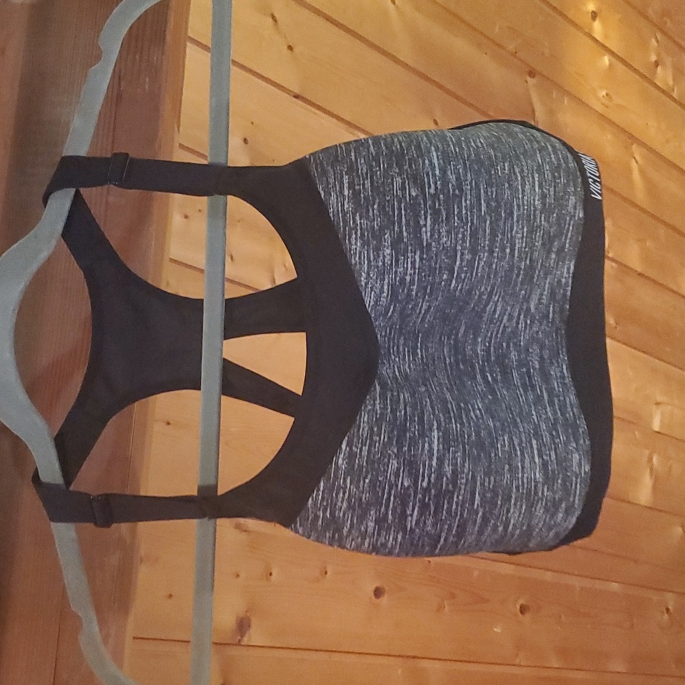 Victoria Secret Sports Bra (Plus Size)